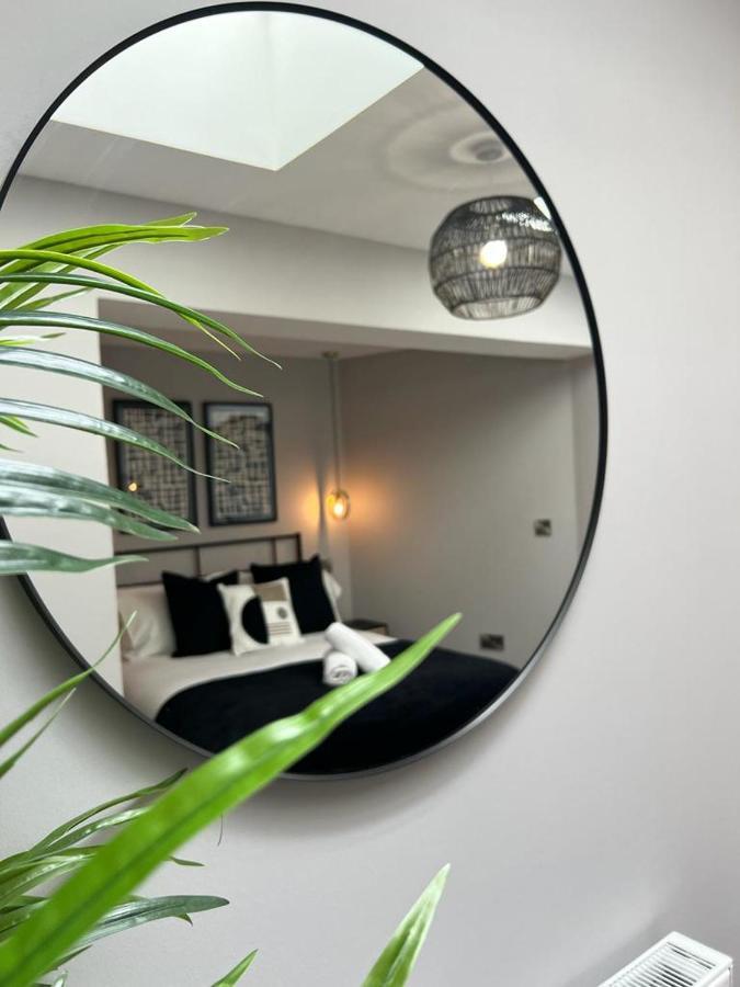 Central Belfast Modern Apartment Great Location Free Parking Dış mekan fotoğraf