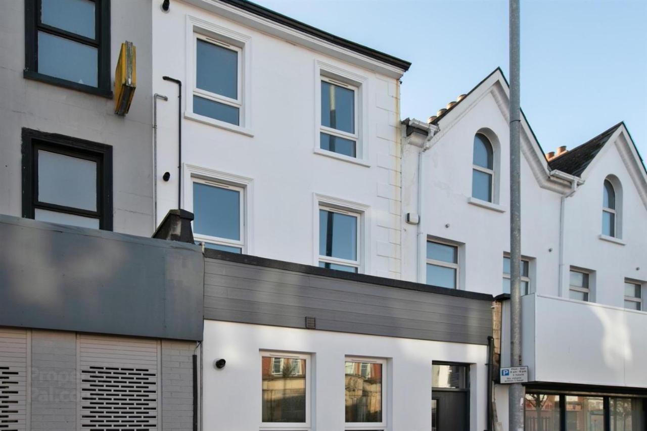 Central Belfast Modern Apartment Great Location Free Parking Dış mekan fotoğraf